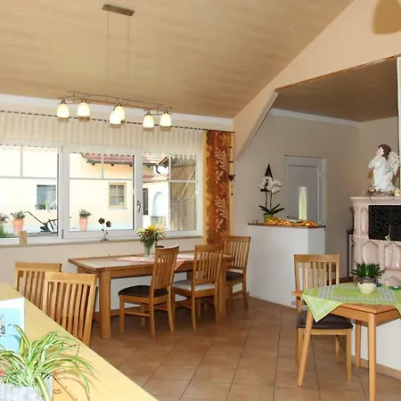 Appartementhaus Putz Поккинг